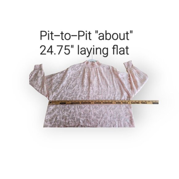 Ladaire Viscose Blend Blouse in Blush & Silver size S - Picture 8 of 11